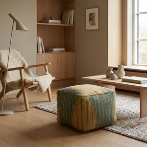 Kvadratiske Kilim puf/ottoman – sennep og blågrøn ikat (ID368)