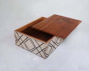 MXKY220_131_20250513090533_DSCF9036